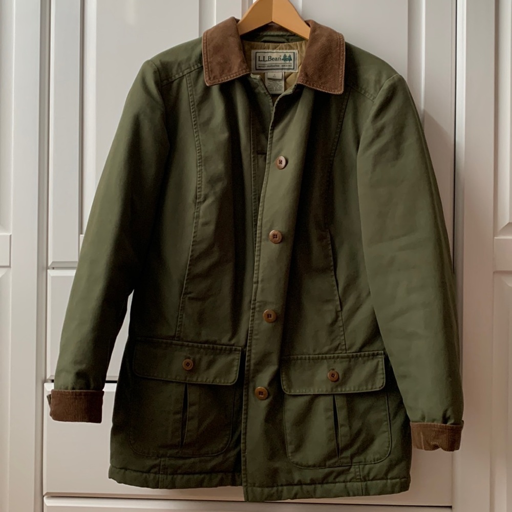 L.L. Bean womens size small barn coat, quilted lining